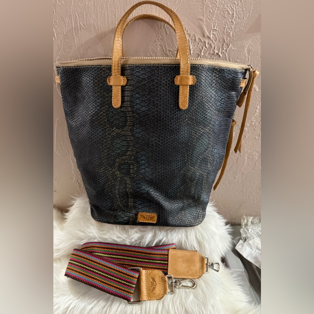 Consuela Rattler Sling Gently Used